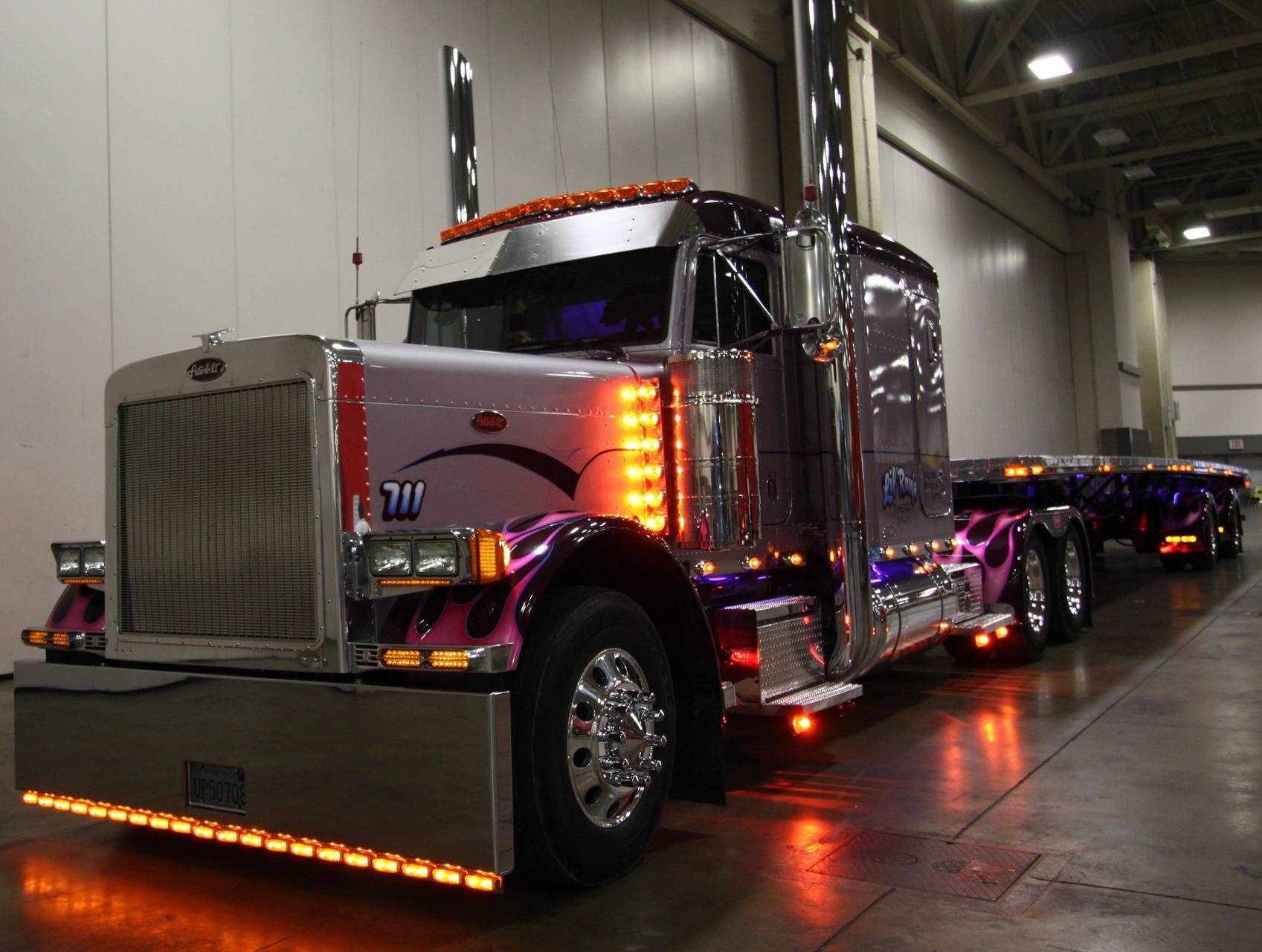 New Peterbilt Truck With Flashing Lights Wallpaper