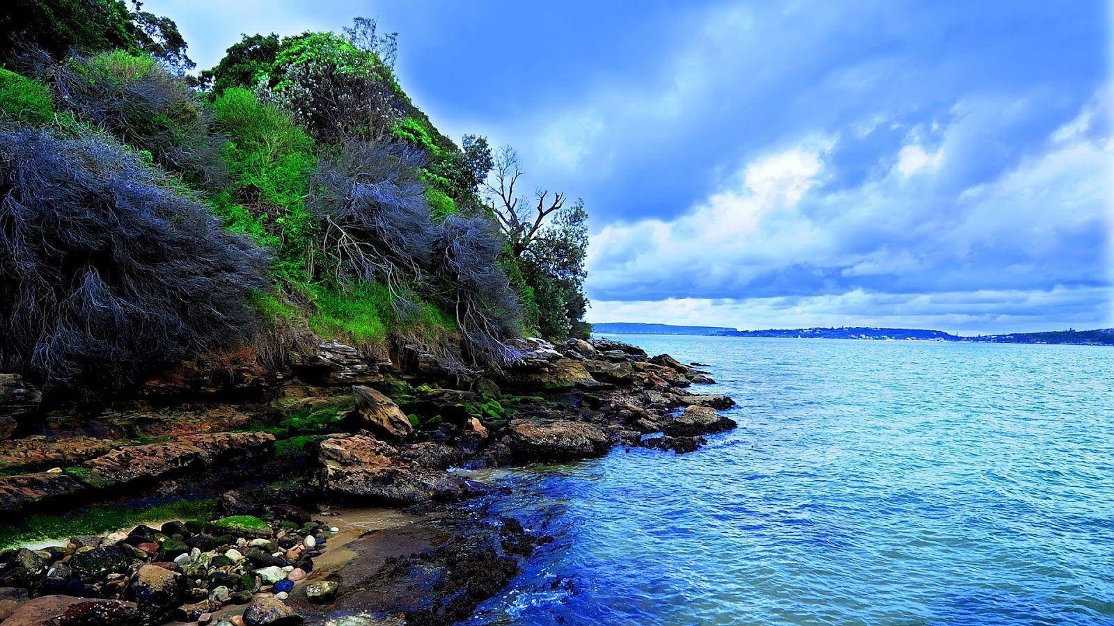 Nice Blue Island And Sky Wallpaper