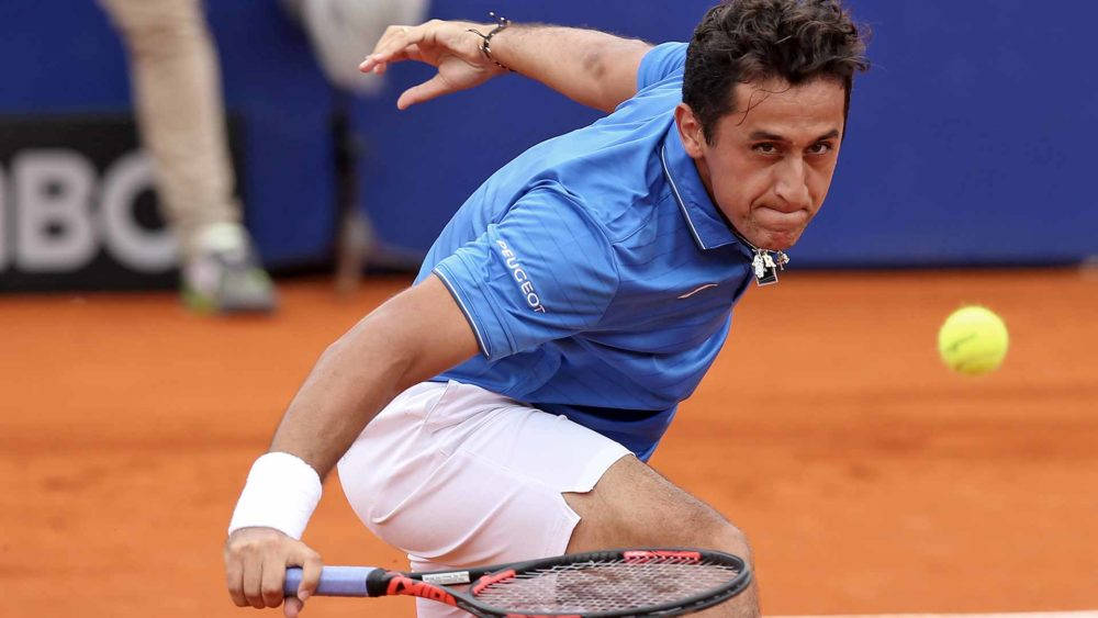 Nicolas Almagro Aiming A Serve Wallpaper