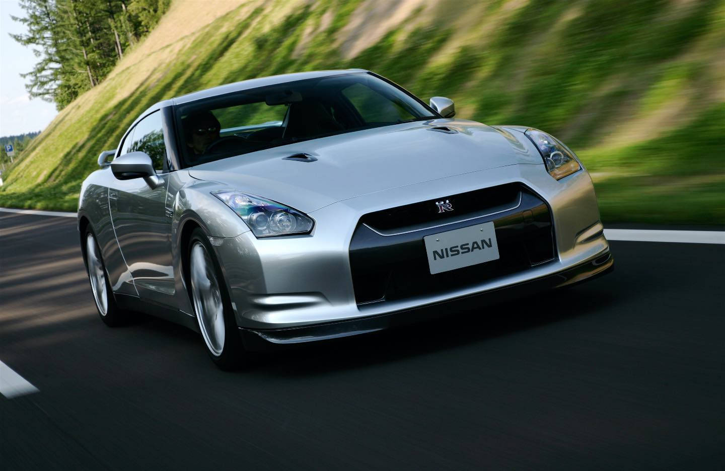 Nissan Skyline Gtr R35 Mountain Road Wallpaper