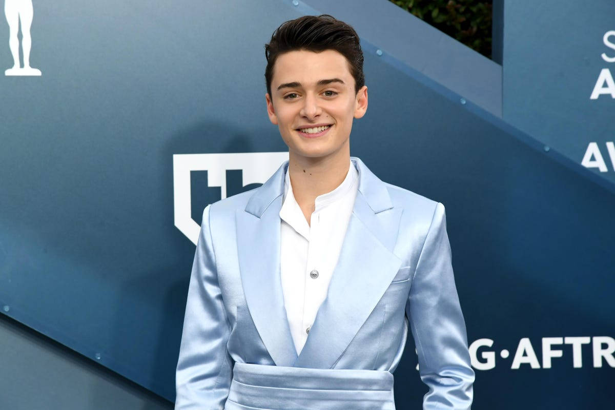 Noah Schnapp Wearing Dusty Blue Suit Wallpaper