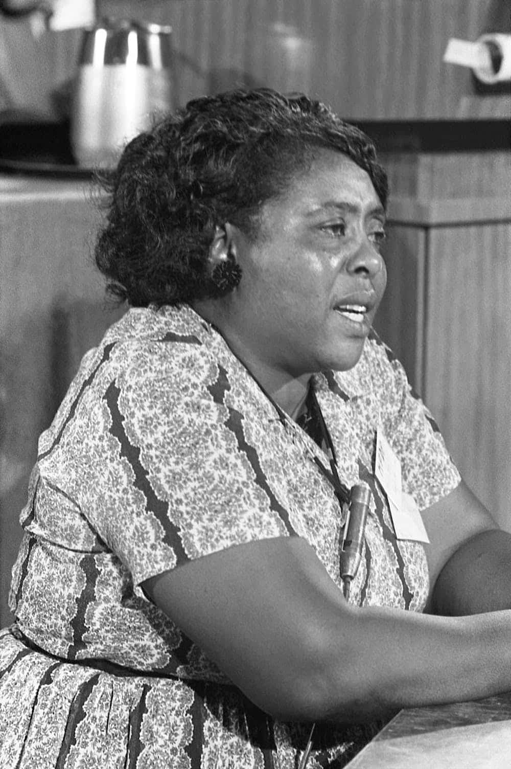 Older Black Woman Fannie Lou Hamer Wallpaper