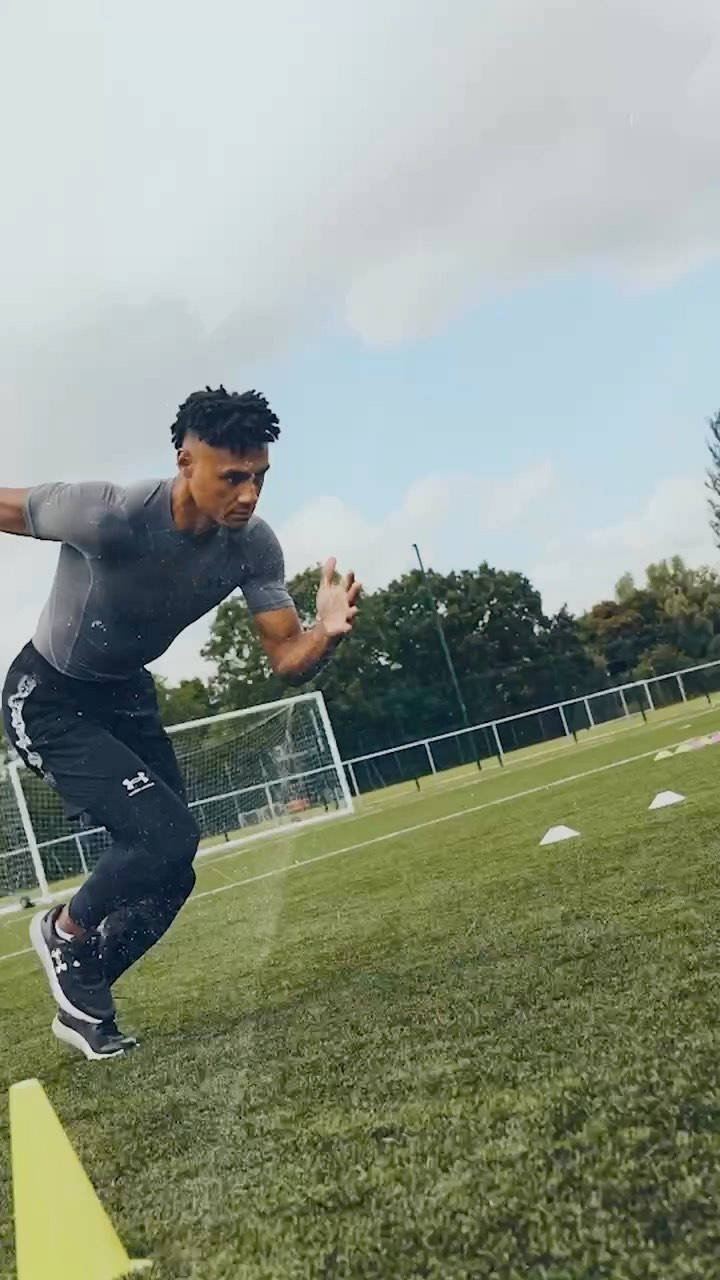 Ollie Watkins Running During Training Wallpaper