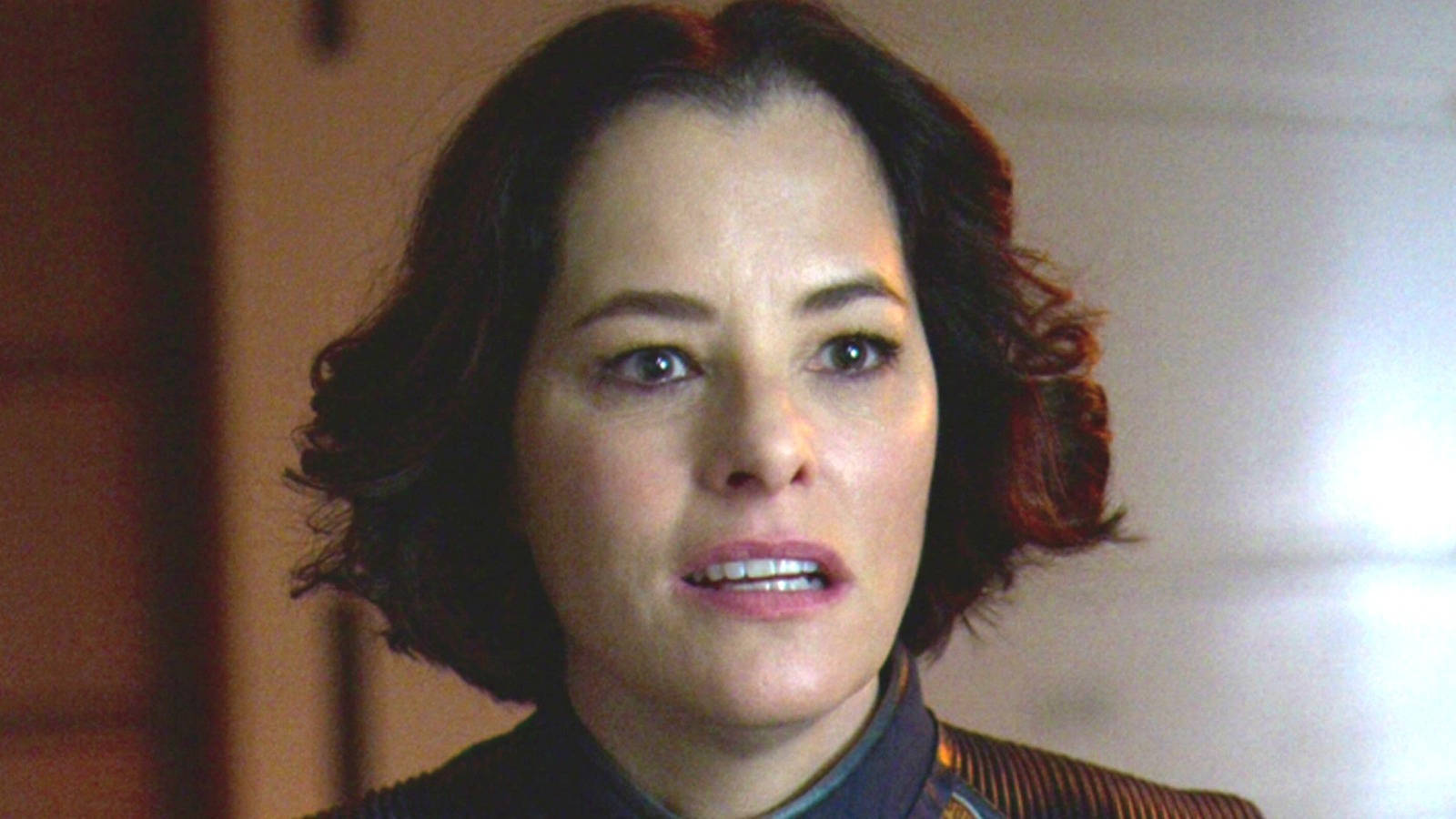 Parker Posey Lost In Space Wallpaper