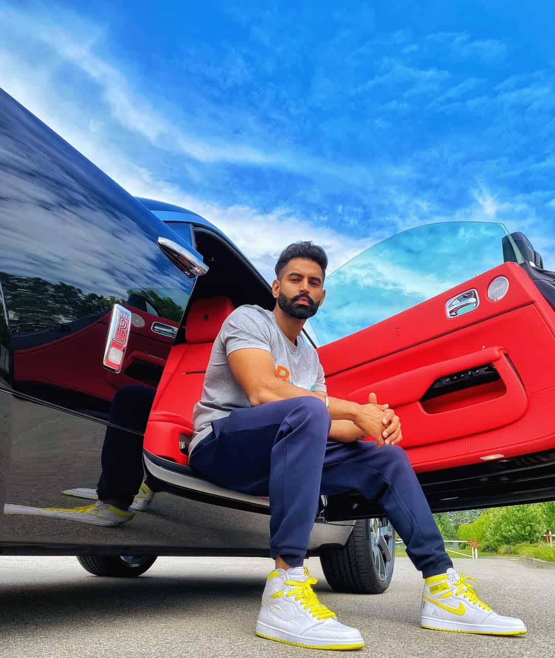 Parmish Verma Car Door Frame Wallpaper