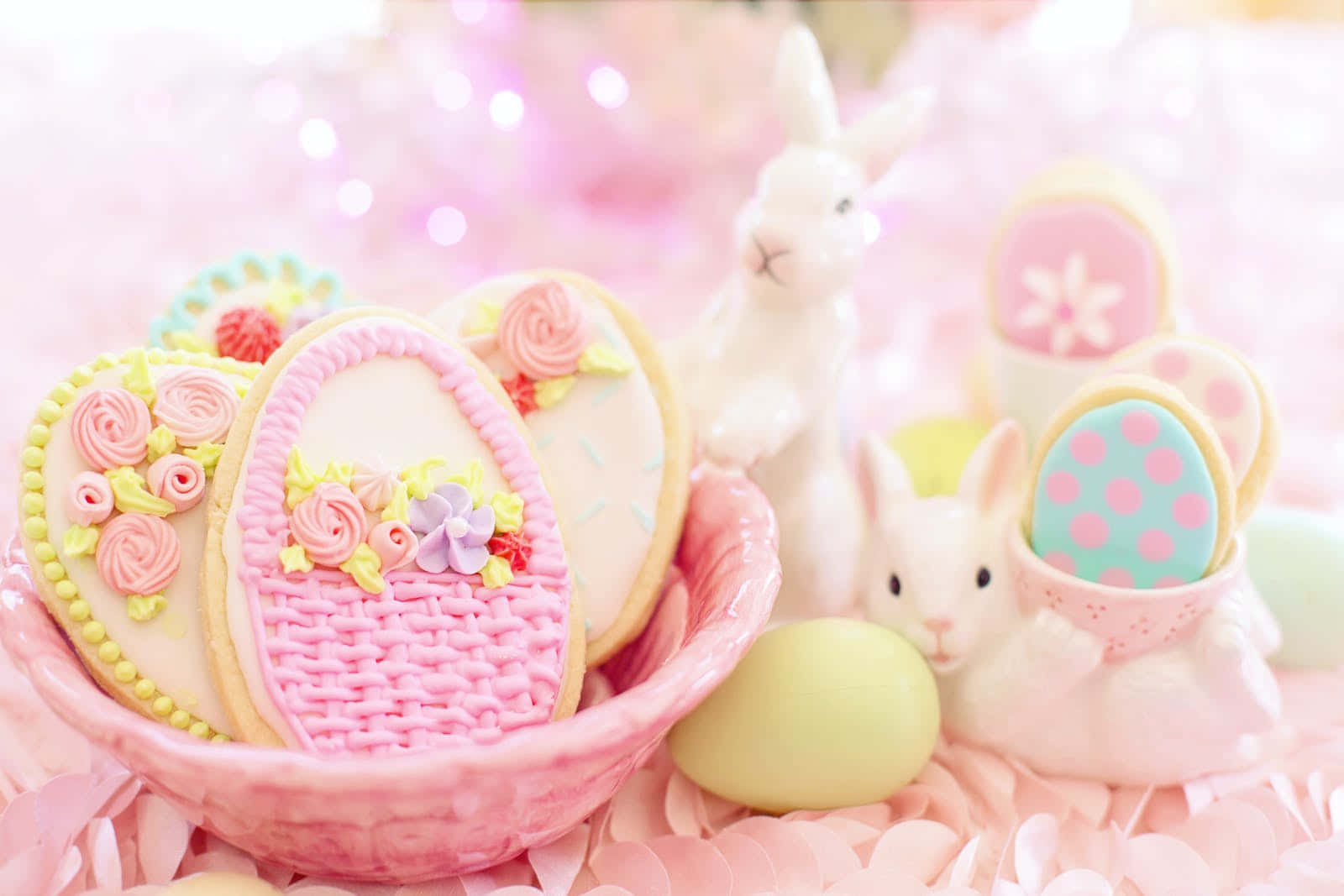 Pastel Easter Eggs Cookies Wallpaper