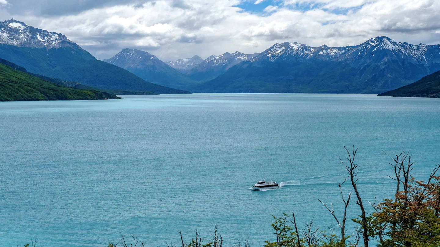 Patagonia Lake Chile South America Wallpaper