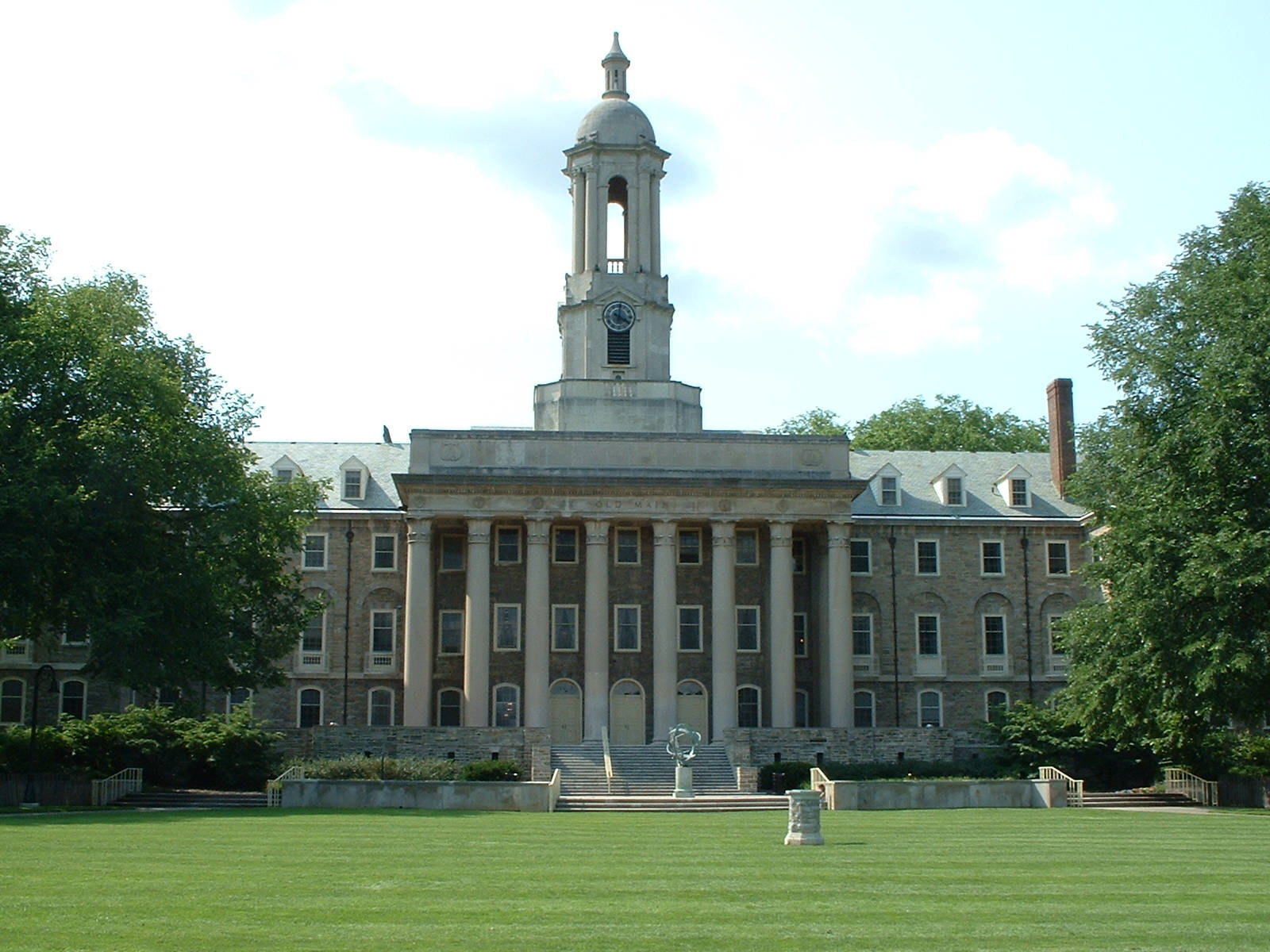 Pennsylvania State University Campus Church Wallpaper