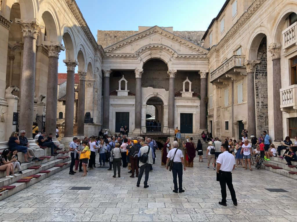People At The Diocletians Palace Wallpaper