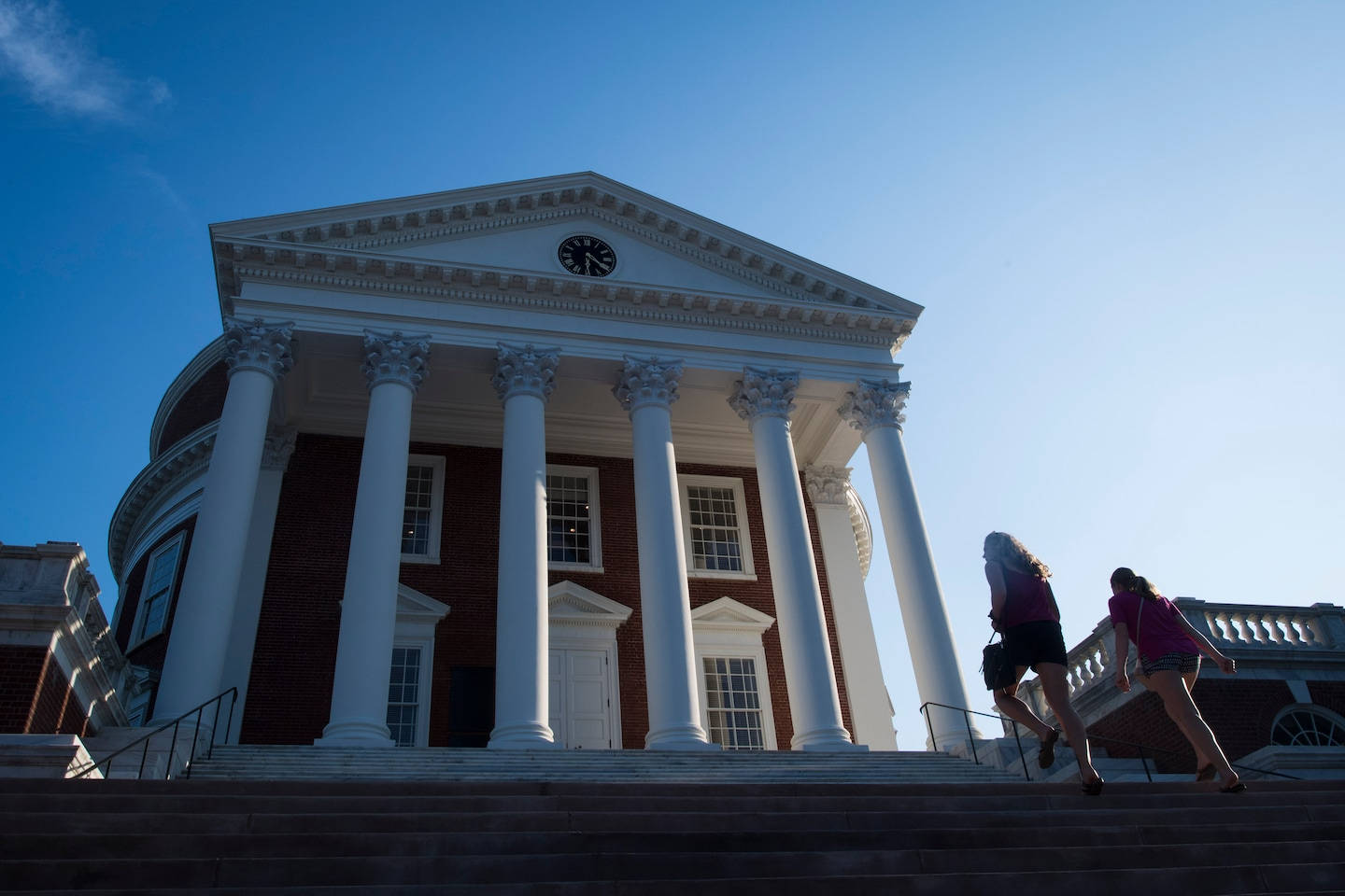 Picturesque Rotunda University Of Virginia Wallpaper