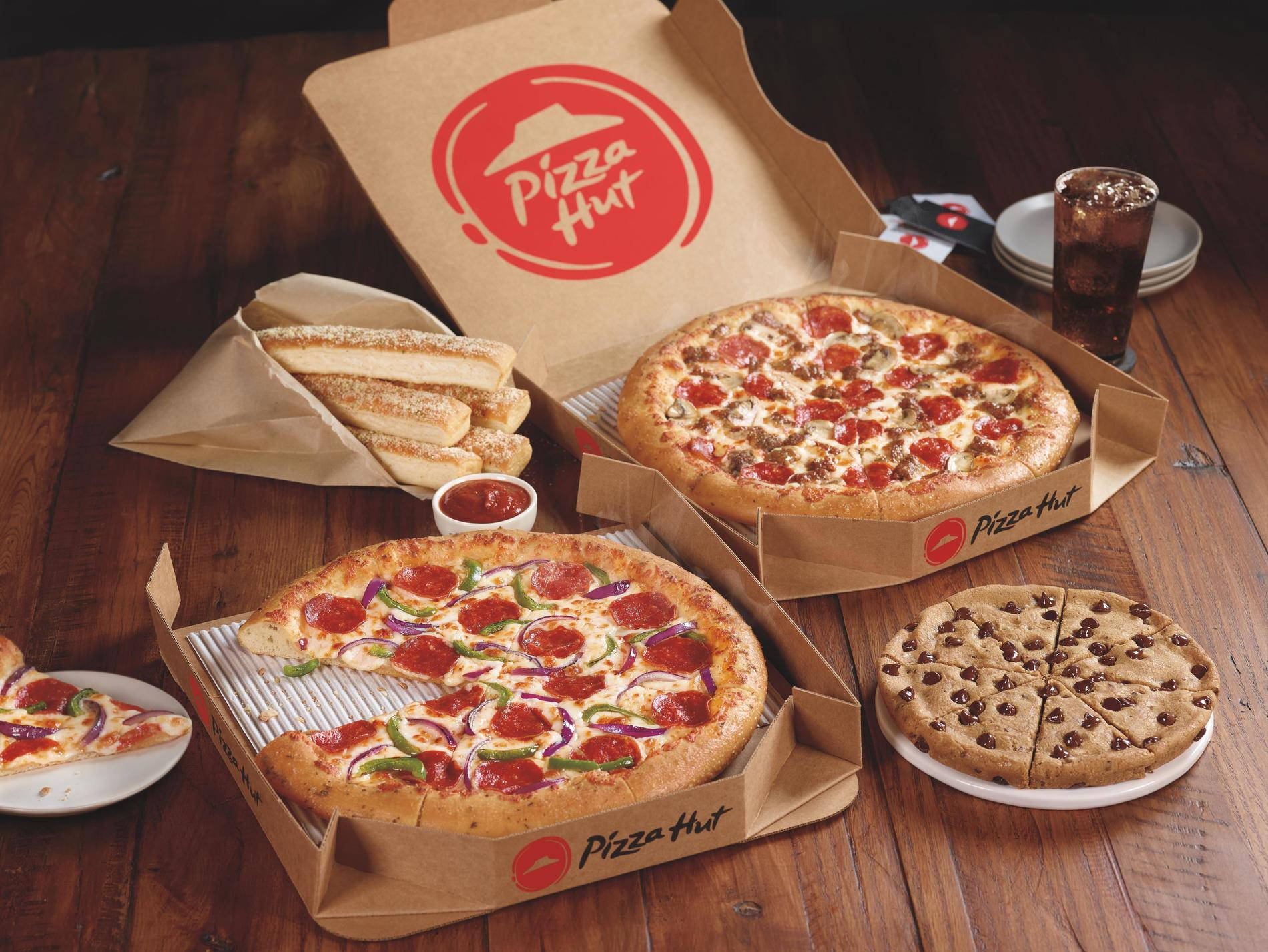 Pizza Hut Family Deal Wallpaper