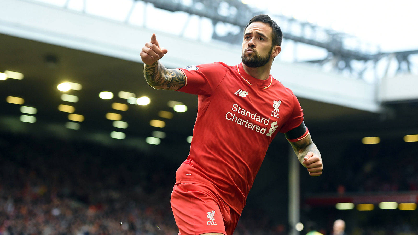 Pointing Danny Ings Wallpaper