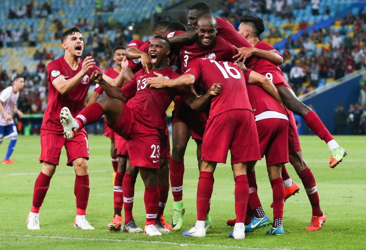 Qatar National Football Team Winning Moments Wallpaper