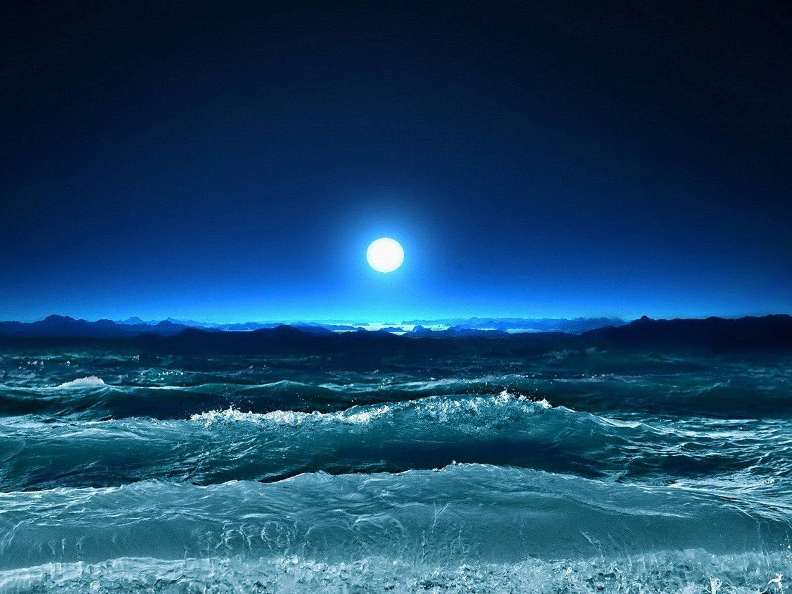 Qhd Ocean Moon Wallpaper