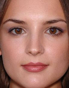 Rachael Leigh Cook Stunning Close Up Wallpaper