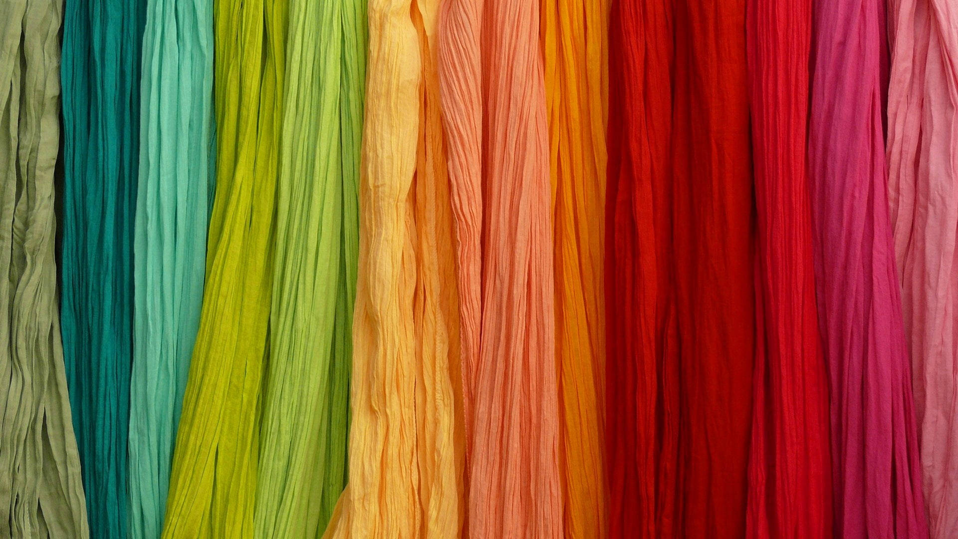 Rainbow Clothes Wallpaper