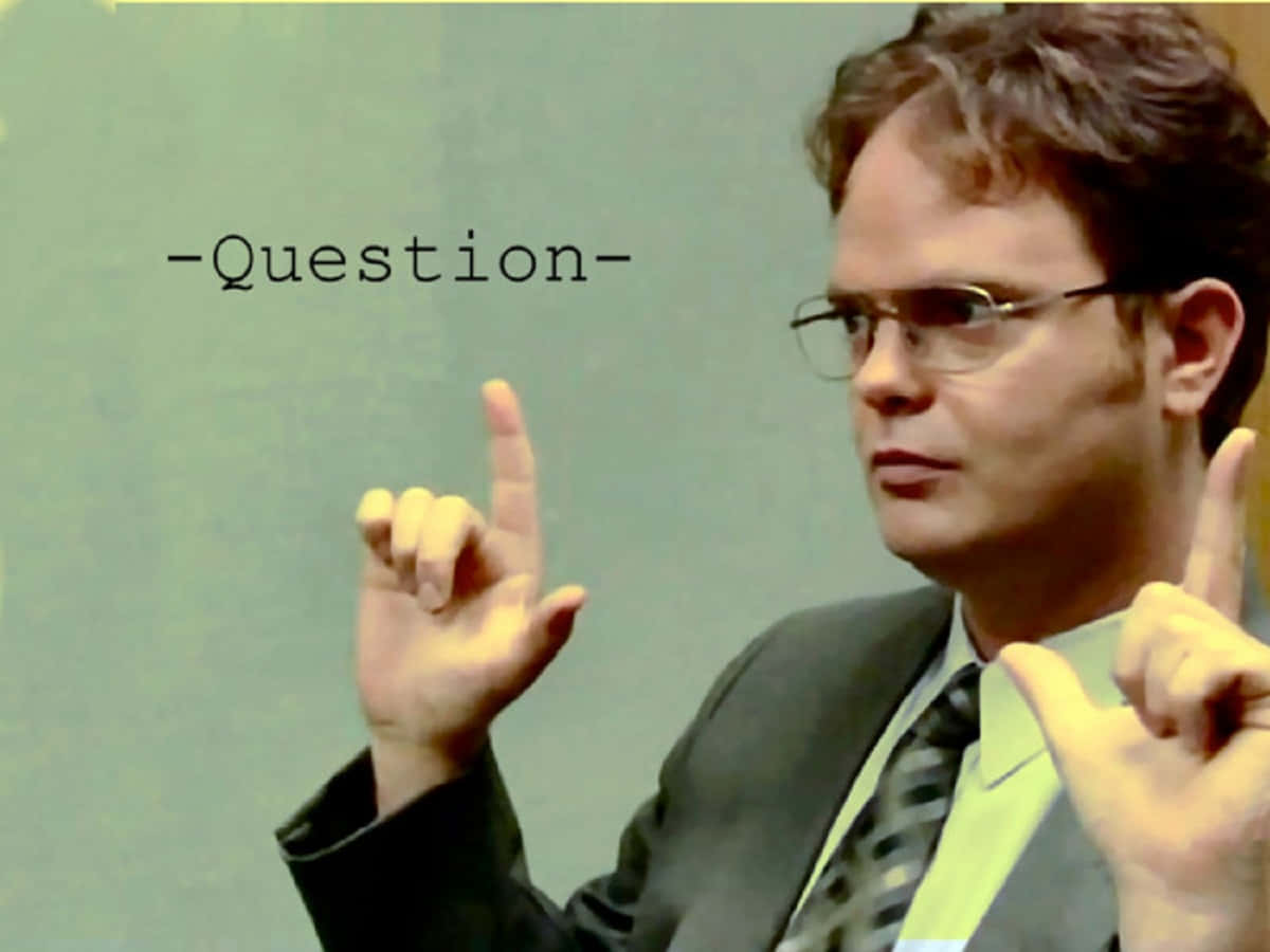 Rainn Wilson As Dwight Schrute In Nbc's The Office Wallpaper