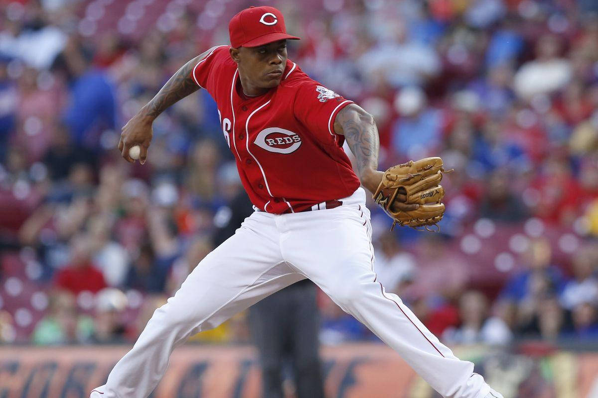 Raisel Iglesias Brown Mitt Wallpaper