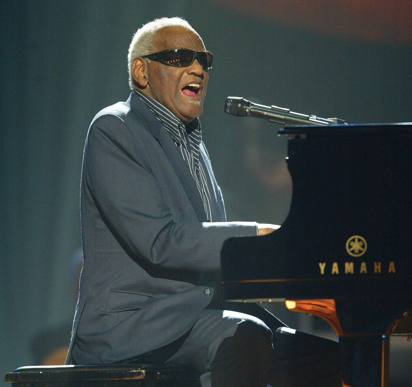 Ray Charles Old Singer Wallpaper