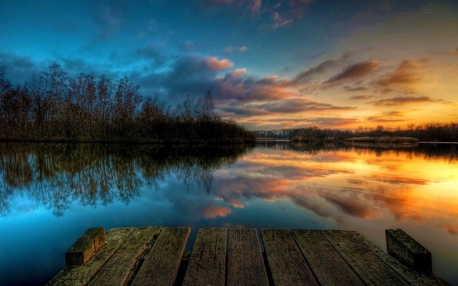 Reflection On The End Of Summer Wallpaper