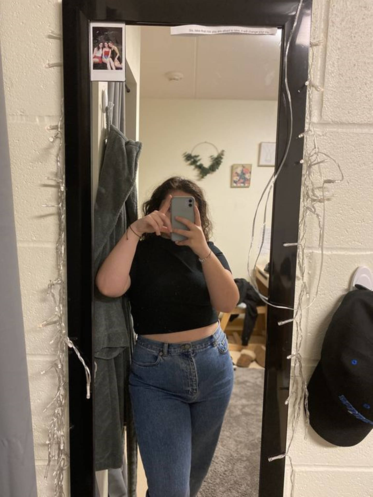 Reflective Positivity: Chubby Teen Embracing Body Positivity In Mirror Shot Wallpaper