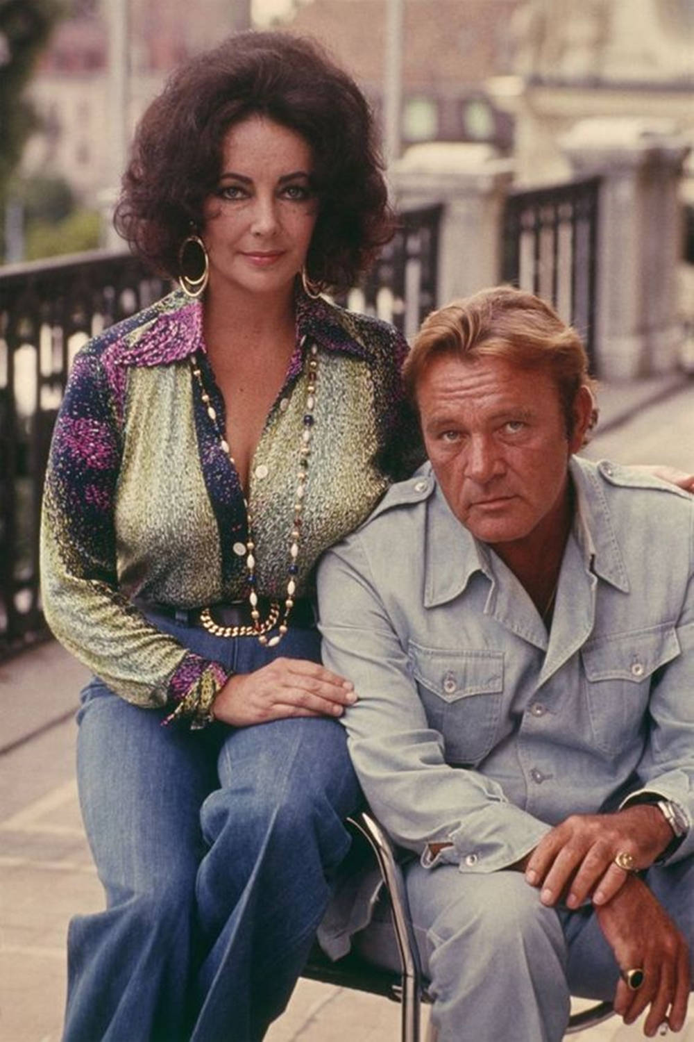 Richard Burton And Elizabeth Taylor As Exes Wallpaper