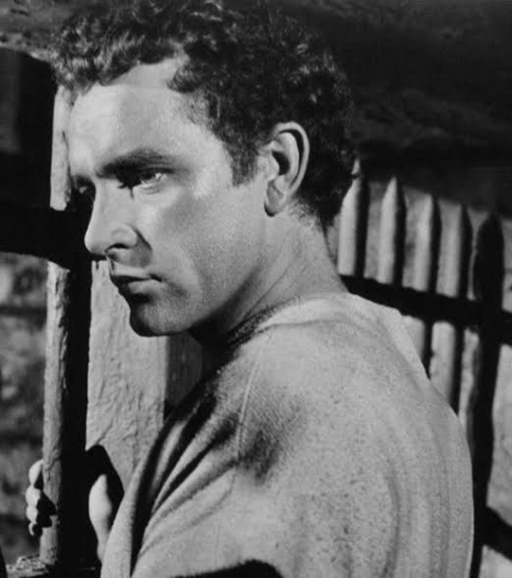 Richard Burton With Curly Hair Wallpaper