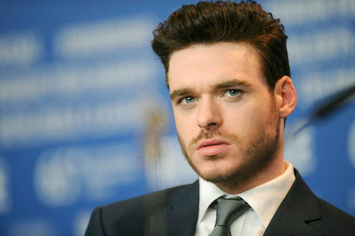 Richard Madden Formal Look Wallpaper