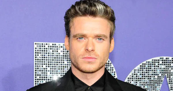 Richard Madden Silver Highlight Wallpaper