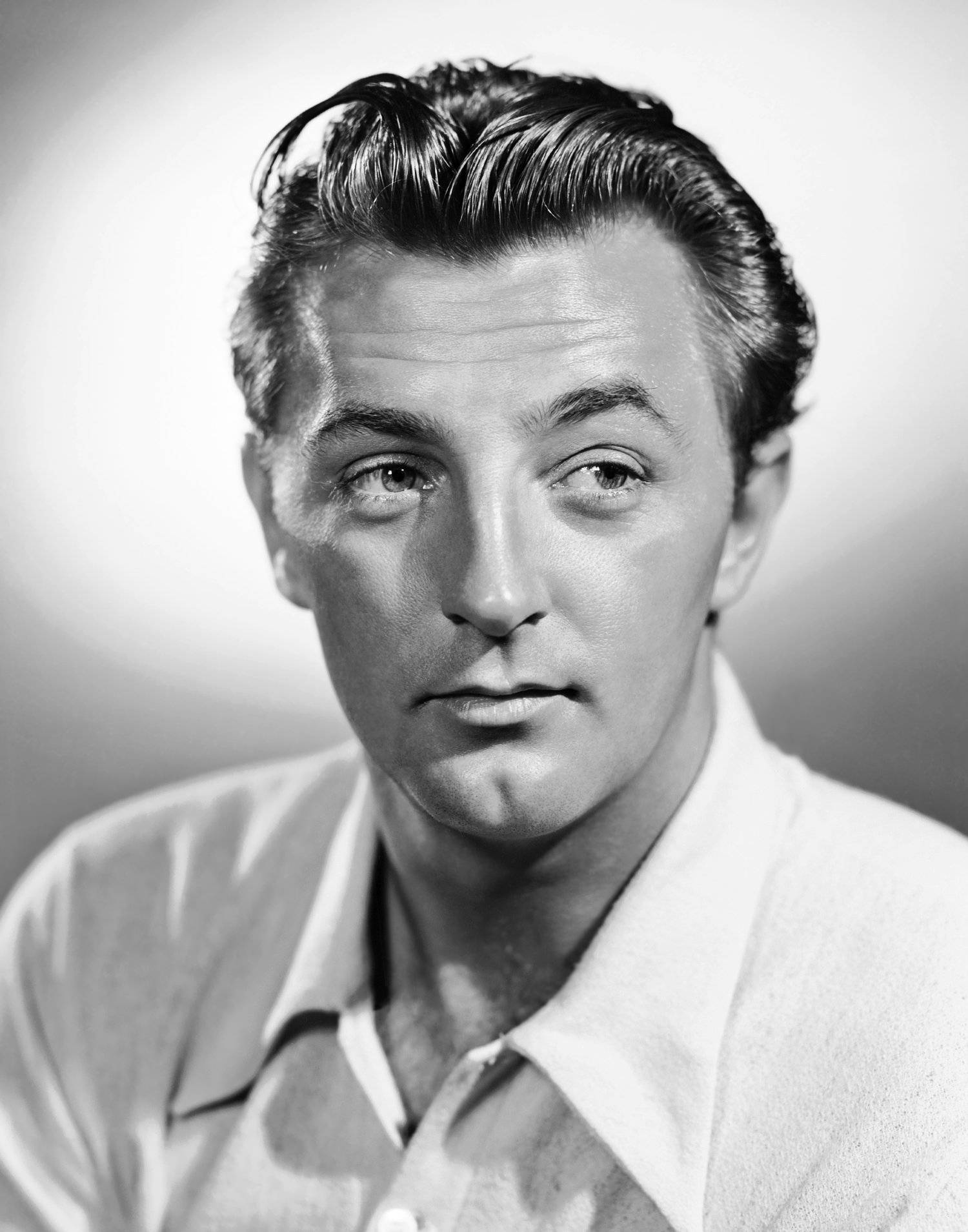 Robert Mitchum White Shirt Black And White Wallpaper