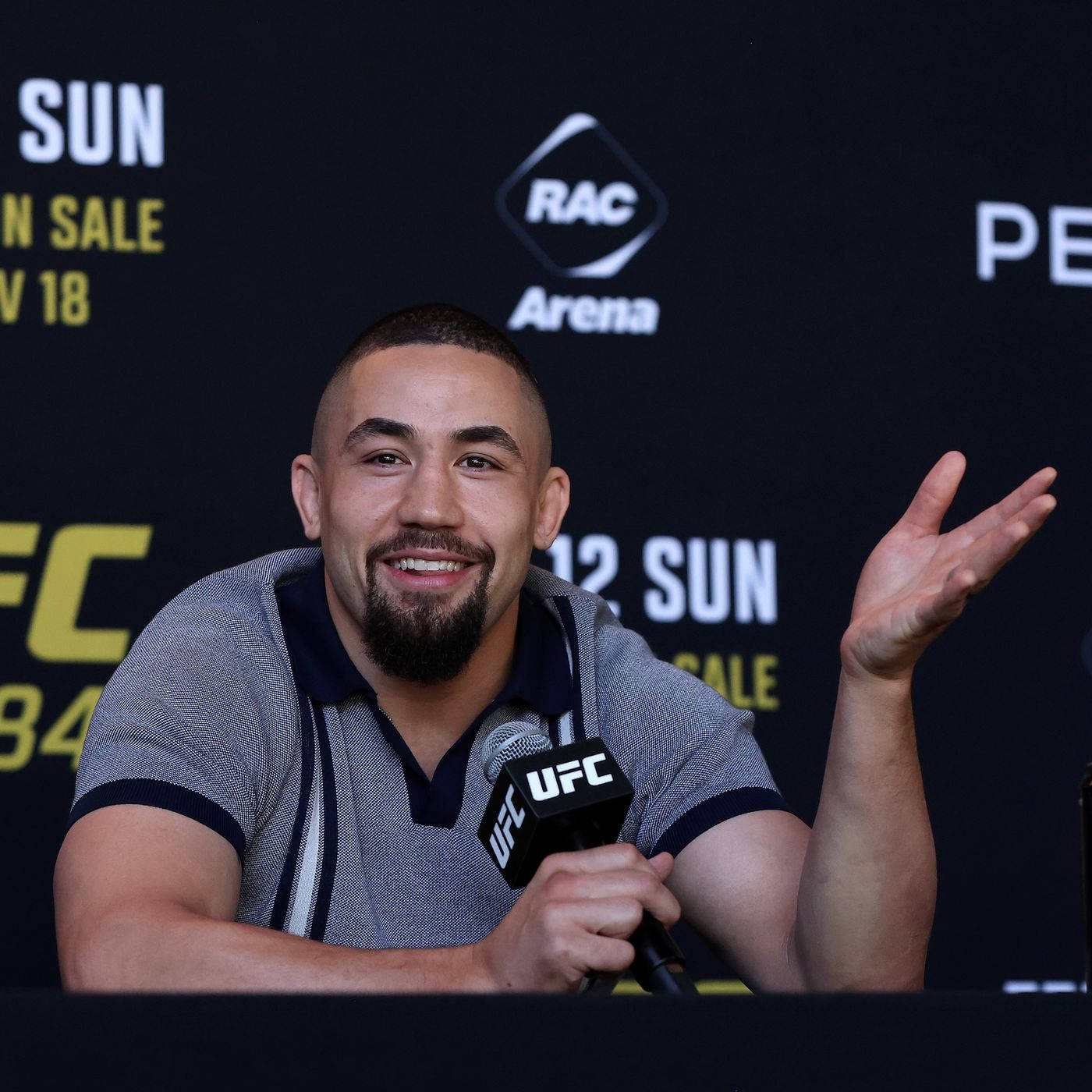 Robert Whittaker At Ufc 284 Press Conference Wallpaper