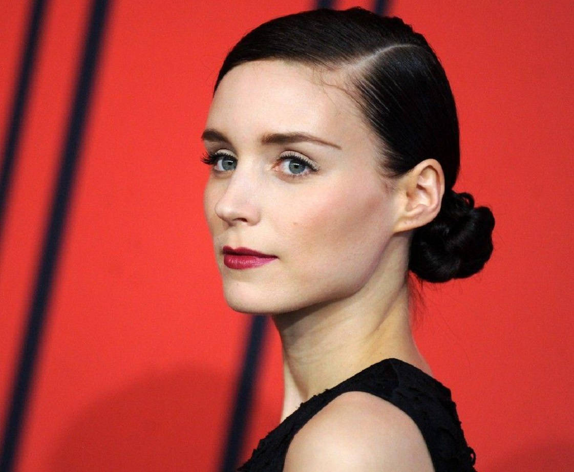 Rooney Mara Lovely Hairstyle Wallpaper