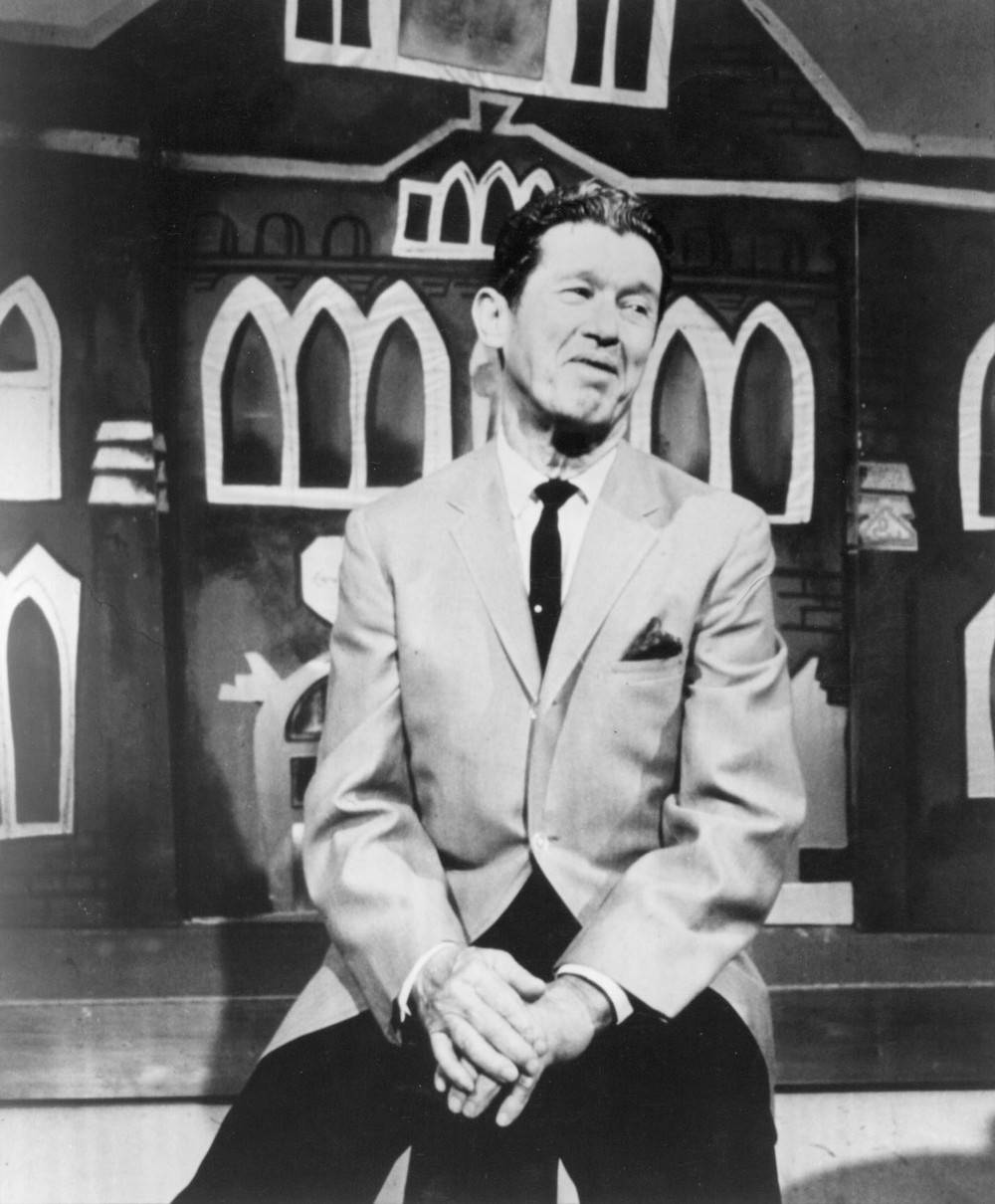 Roy Acuff Singing & Performing Wallpaper