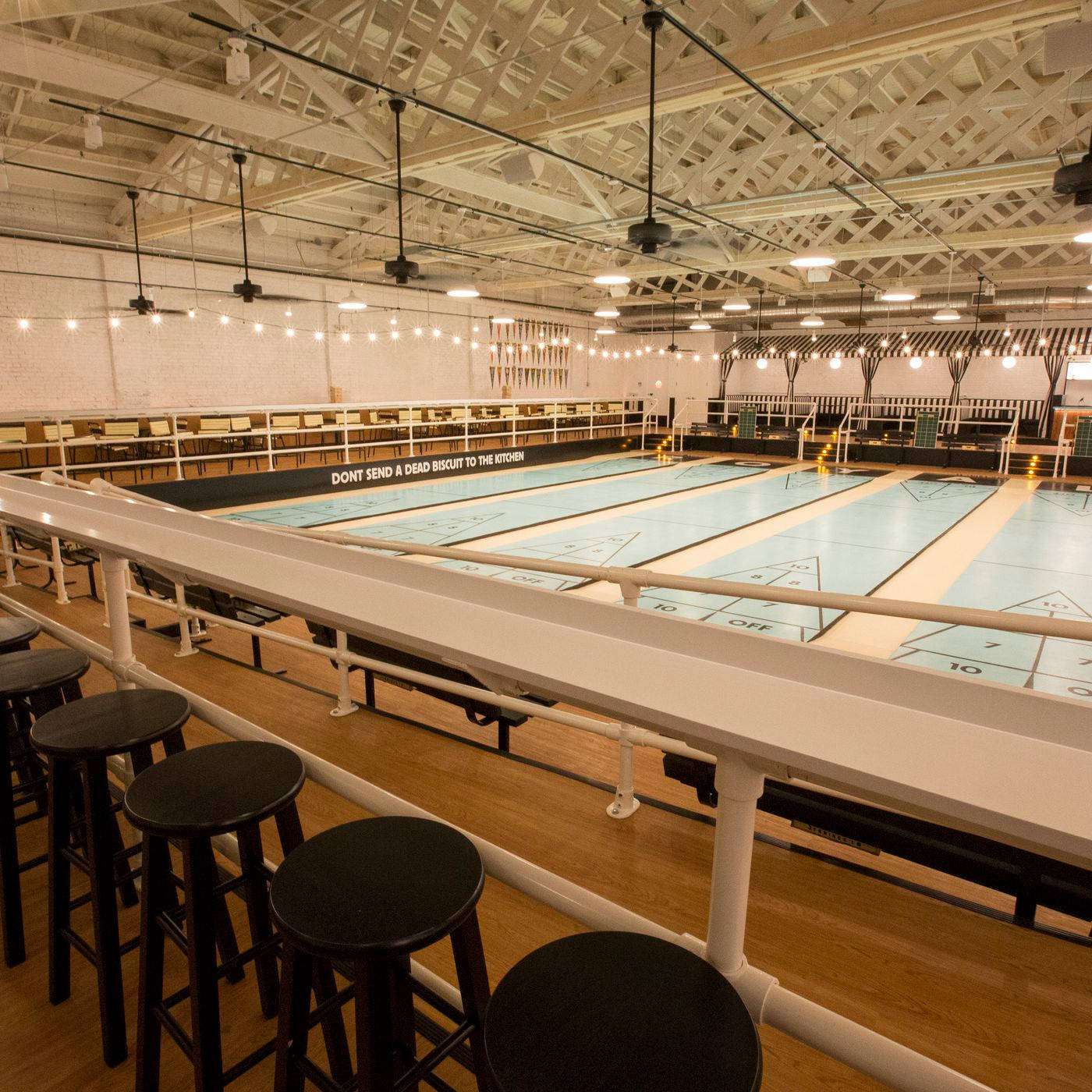 Royal Palms Shuffleboard Club Chicago Wallpaper