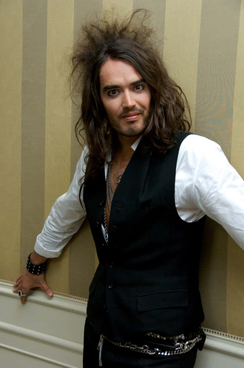 Russell Brand Crazy Hair Wallpaper