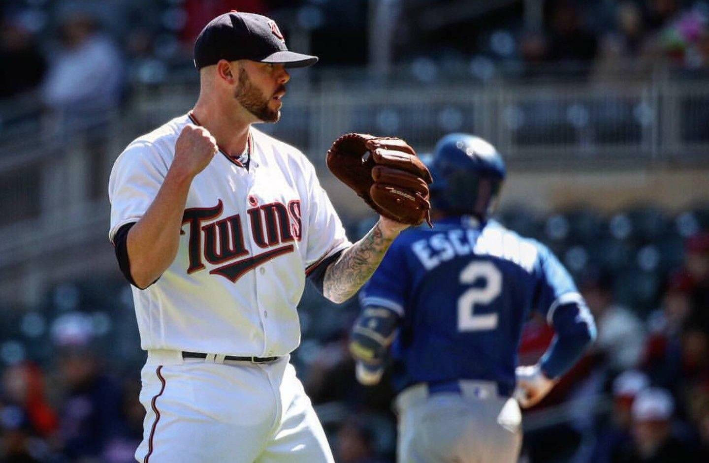 Ryan Pressly Punching Wallpaper