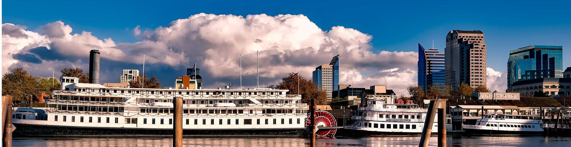 Sacramento Delta King Riverboat Wallpaper