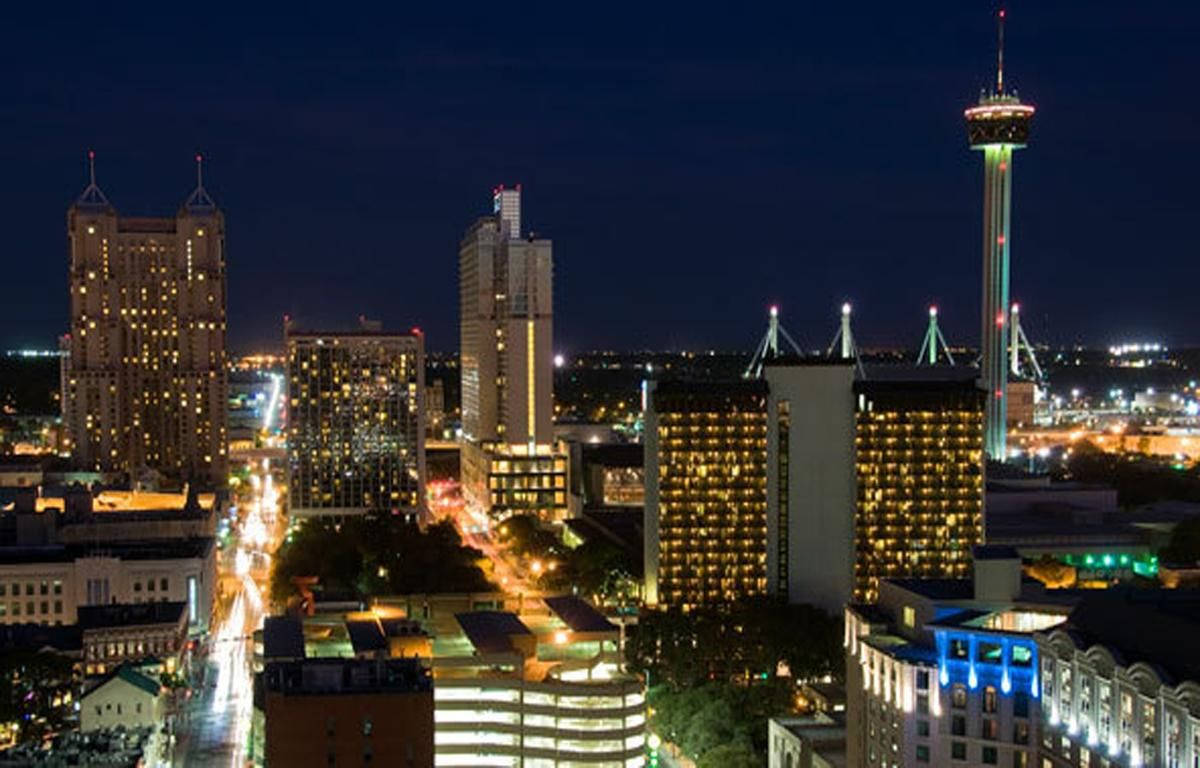 San Antonio At Night Wallpaper