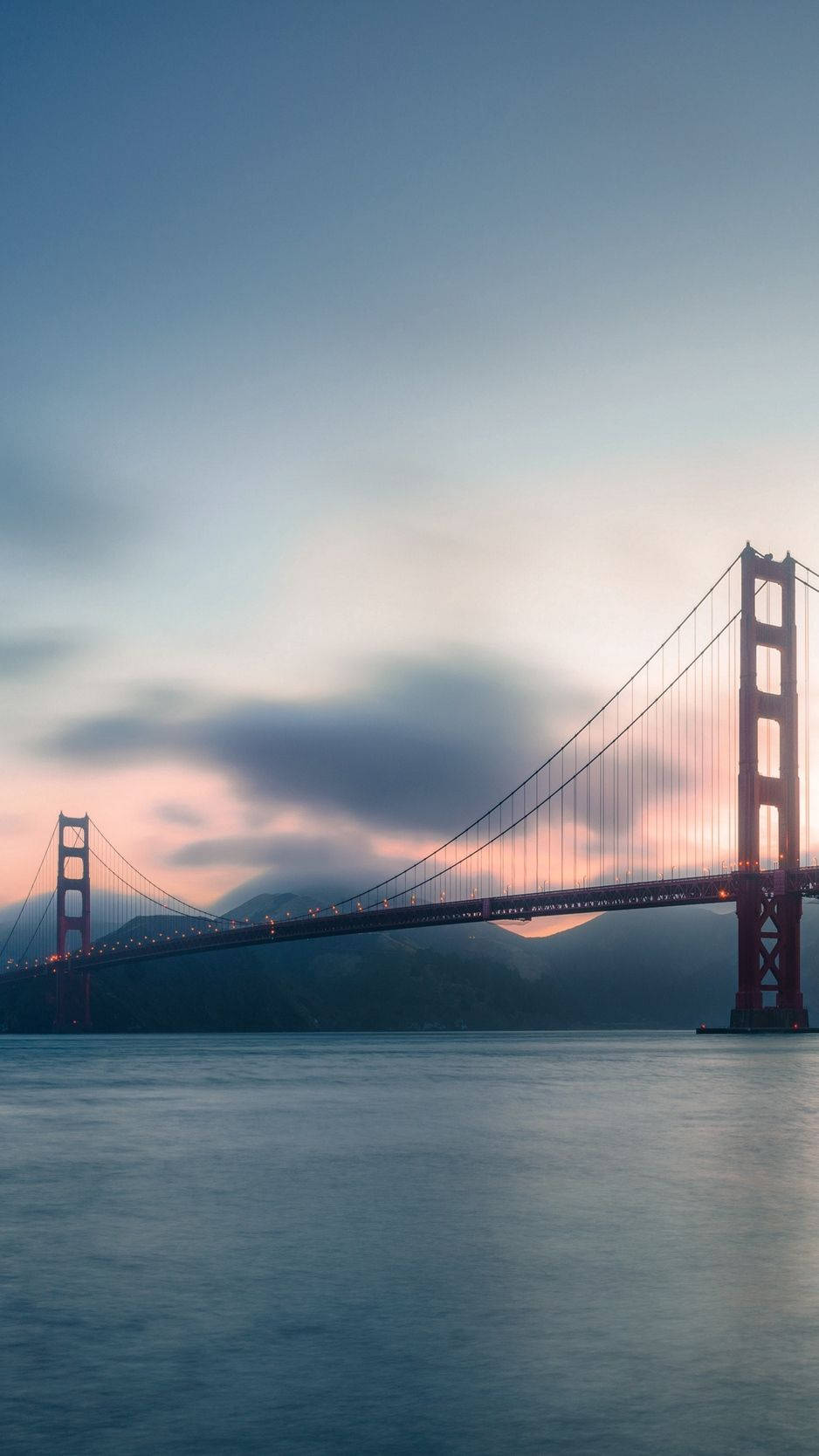 San Francisco Phone Mountains Behind Golden Gate Bridge Wallpaper