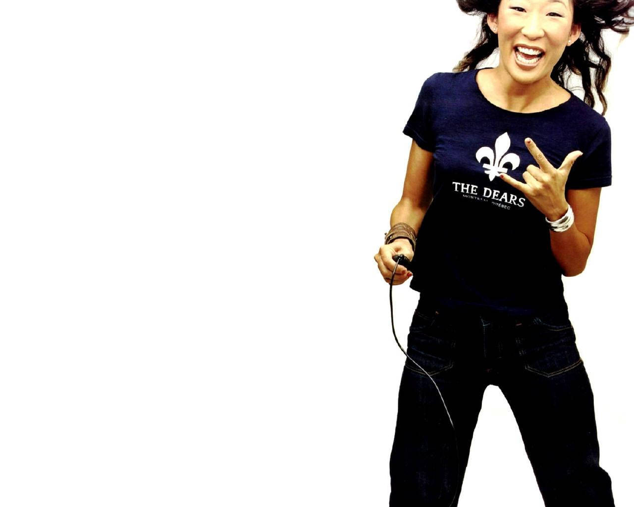 Sandra Oh Canadian-american Actress Wallpaper