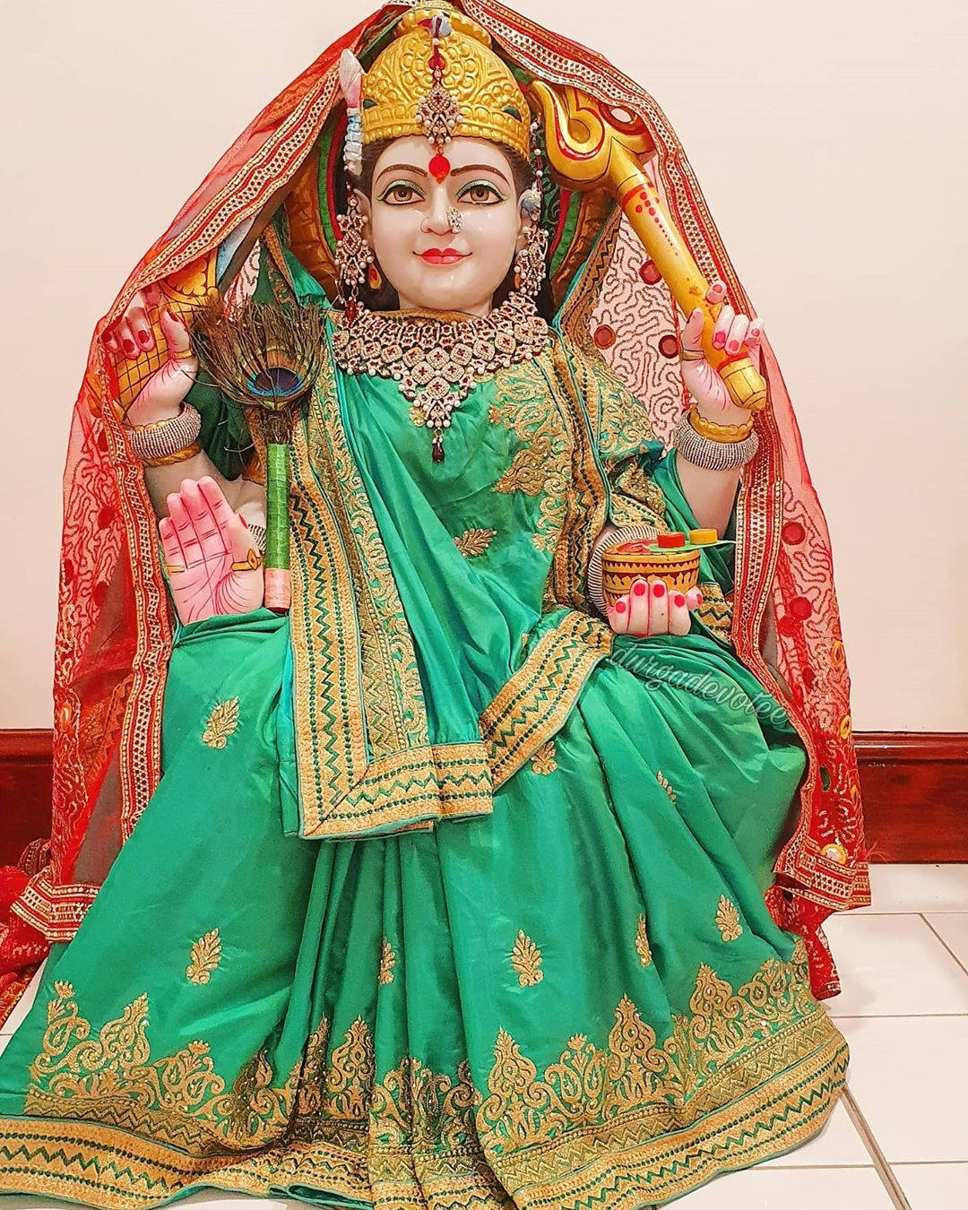 Santoshi Maa Green Dress Wallpaper