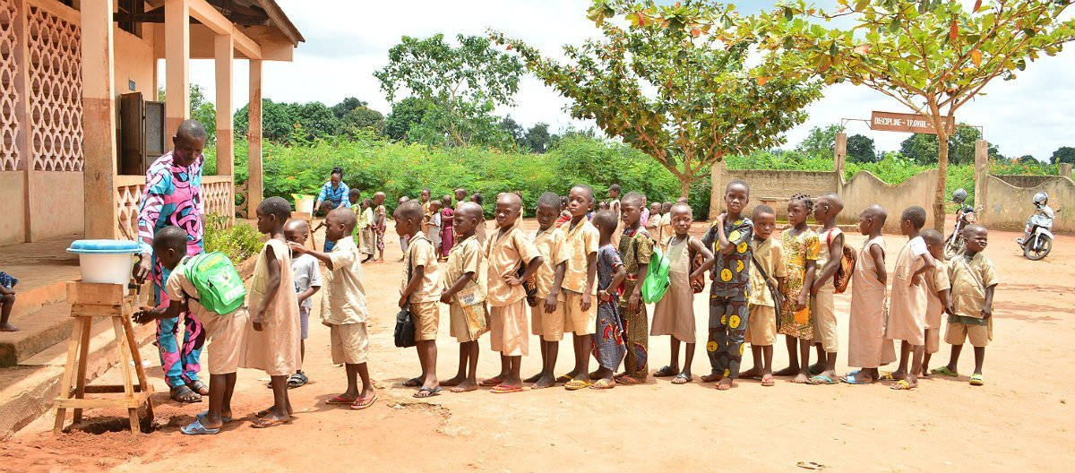 School Children In Benin Wallpaper