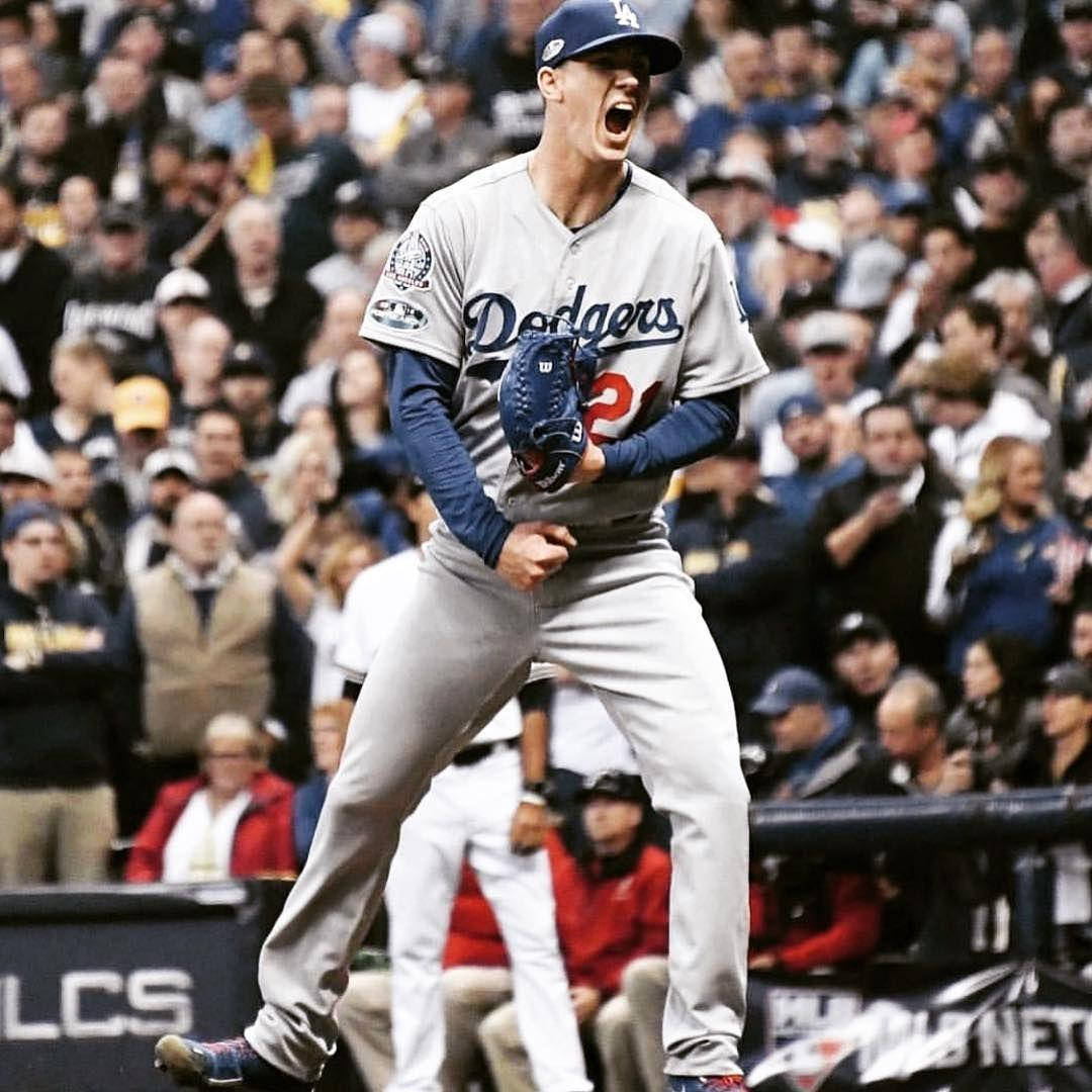 Screaming Walker Buehler Wallpaper