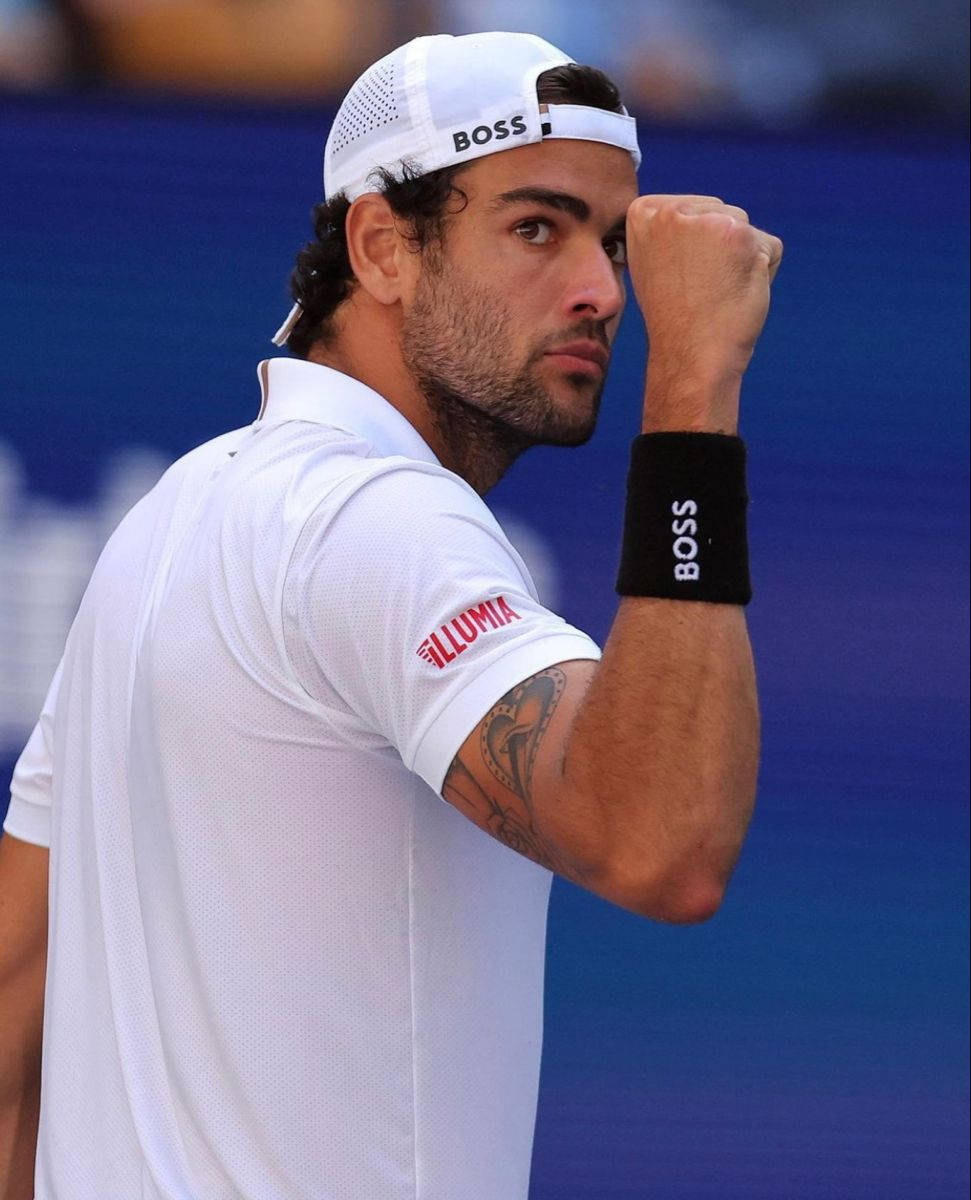 Serious Matteo Berrettini With Closed Fist Wallpaper