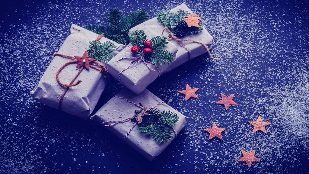 Simple Christmas Presents Wallpaper