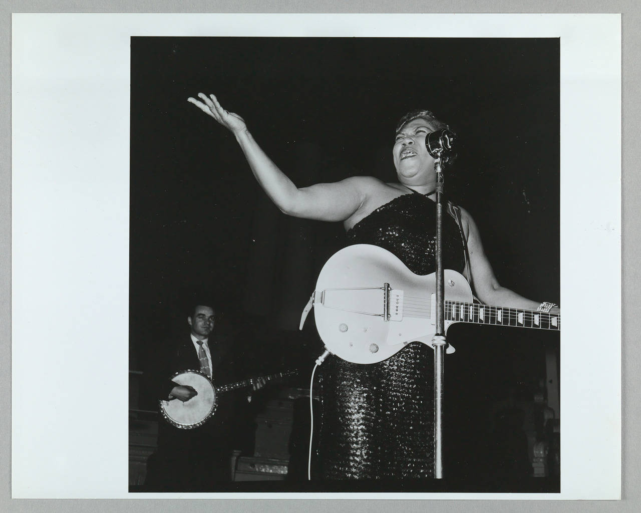 Sister Rosetta Tharpe Concert Photo Wallpaper