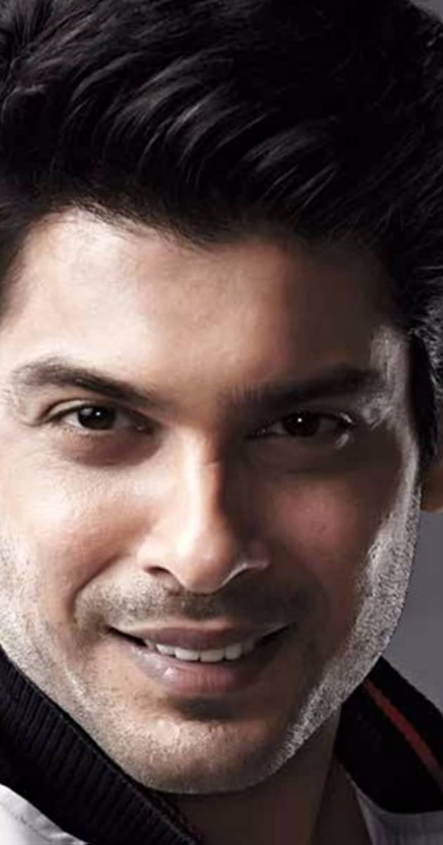 Smiling Sidharth Shukla Close-up Wallpaper