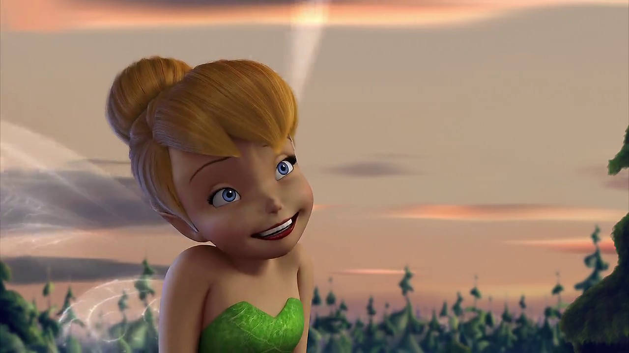 Smiling Tinker Bell Wallpaper