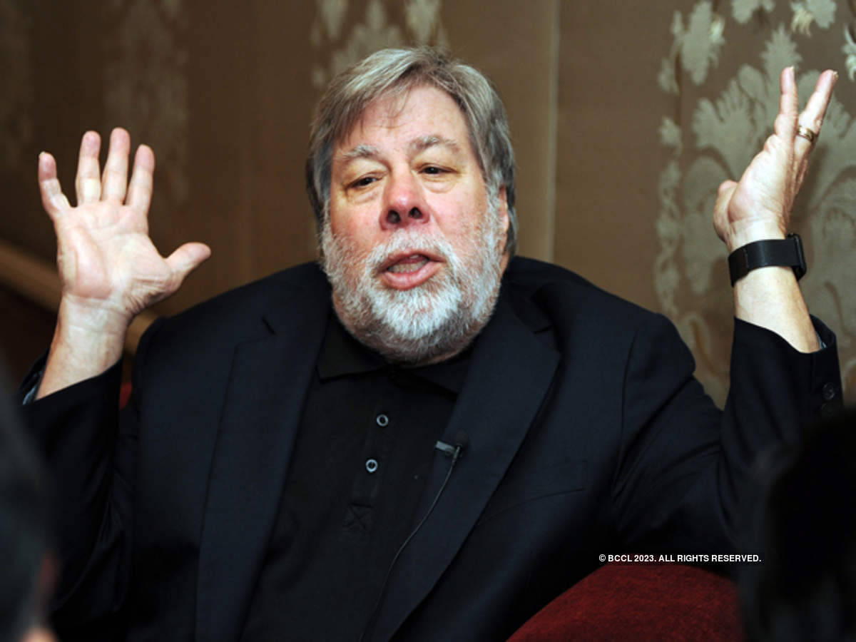 Steve Wozniak Raising Both Hands Wallpaper