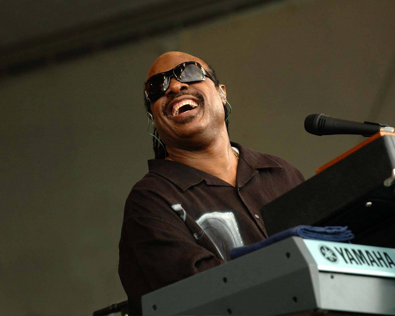 Stevie Wonder Candid Shot Wallpaper